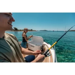 Coleman 100QT Xtreme Marine Cooler -Camping Online Store COOLER20XTREME20MARINE20100QT20WHEELED20200003740220Lifestyle2011 550x550w