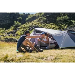 Coleman Cobra 3 -Camping Online Store Cobra20320217690820Lifestyle204 550x550w