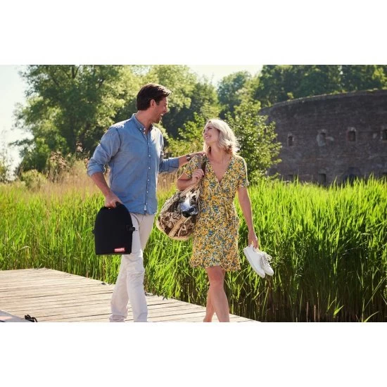 Nomadiq Protective Cover Red 5 Nomadiq Protective Cover Red - Image 5