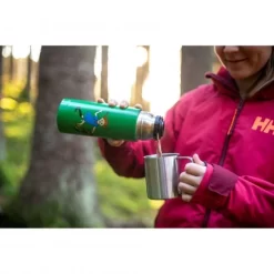 Primus Vacuum Bottle 0.35l Pippi Green 6 Primus Vacuum Bottle 0.35l Pippi Green -Camping Online Store p740930 vacuum bottle pippi stina hjelm 2019 3 550x550 1