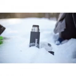 Primus Vacuum Bottle 0.35l Navy -Camping Online Store p742150 vacuum bottle stina hjelm 2021 02 550x550 1