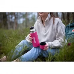 Primus Vacuum Bottle 0.5l Pink 8 Primus Vacuum Bottle 0.5l Pink -Camping Online Store p742200 vacuum bottle stina hjelm 2021 23 550x550 1